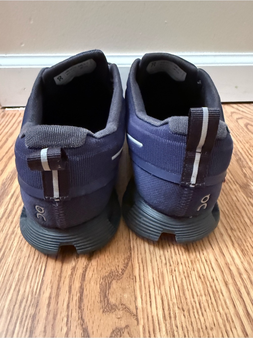 ON RUNNING Cloud 5 Waterproof Navy Ink Men’s Size 10 - Picture 3 of 7
